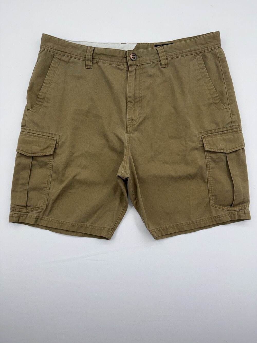 volcom scout cargo khaki brown Shorts Men’s Size 36